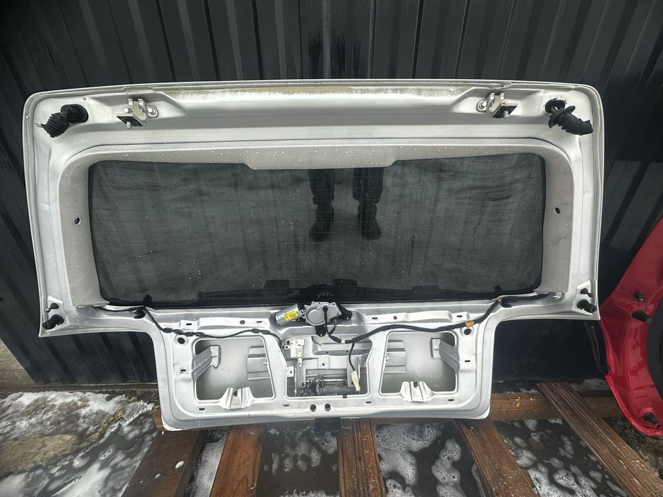 Ляда кляпа кришка багажника vw golf 4 гольф 4 замок трапеція