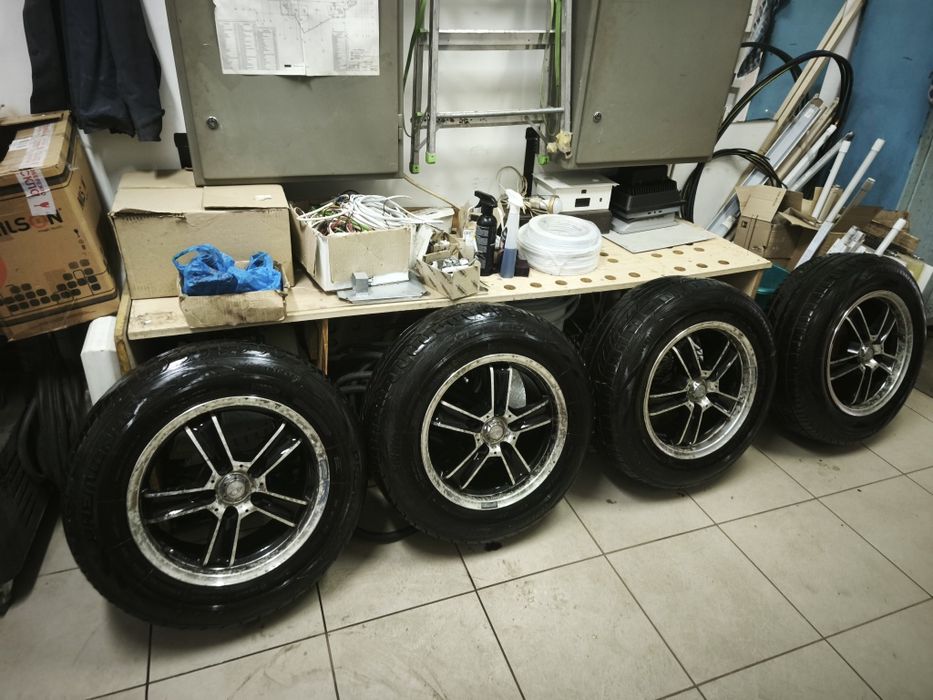 Продажа легкосплавних дисків з літньою  резиною R16 215/65 (розболтовка 5*120) ЕТ40