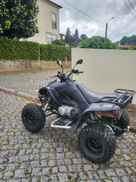 Moto 4 Kymco Maxxer 300