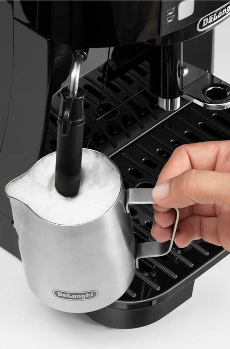 (Нова) Кавомашина De'longhi ECAM11.112.B