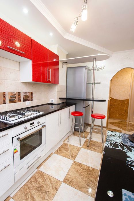 Центр. Богдана Хмельницького. Звітні документи. Квартира подобово