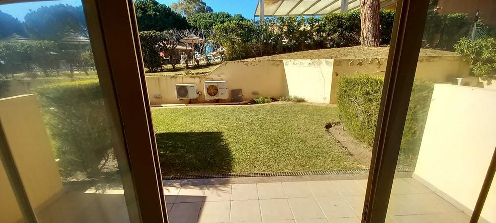 Moradia Geminada Duplex Albufeira
