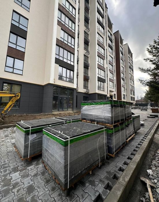 Двостороння велика 2к діє переуступка! Чудовий крвєвид 42057