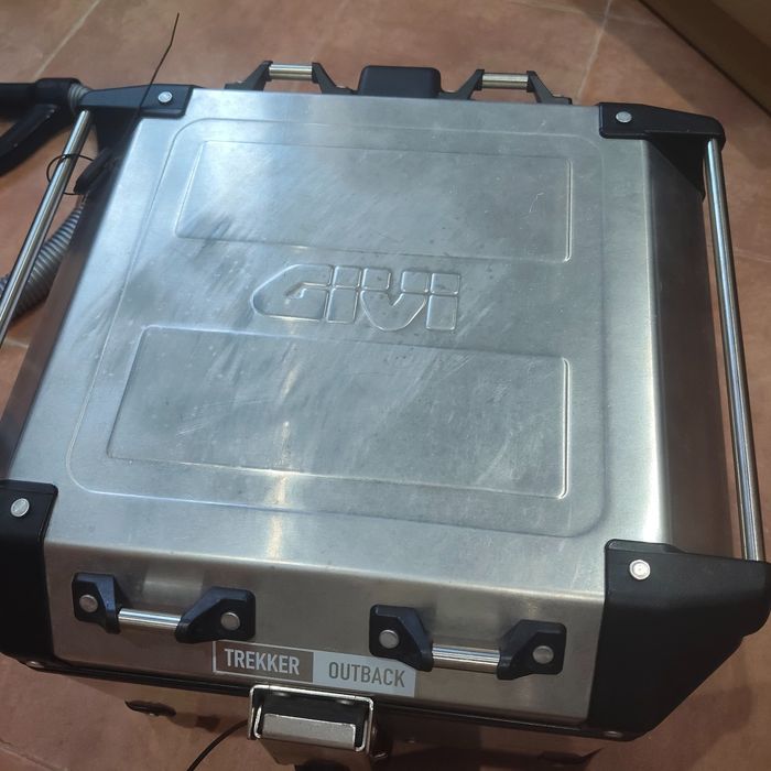 Malas e top case Givi Trekker Outback