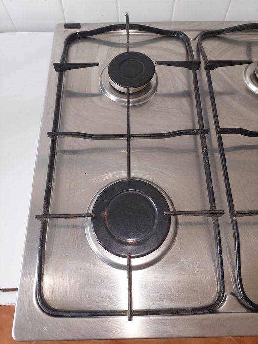 Placa inox Teka a gas canalizado