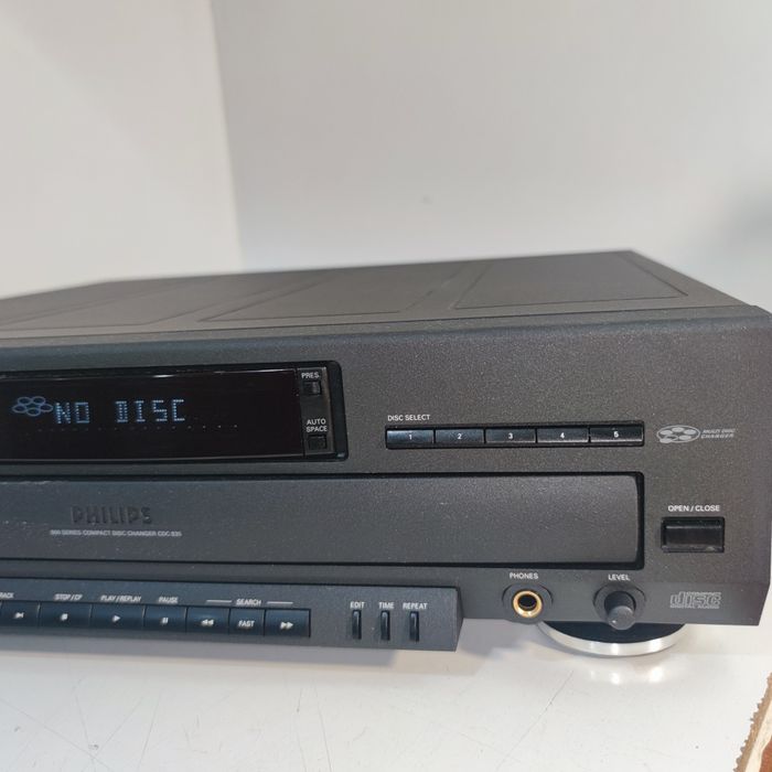 Leitor CD - Philips CDC 935 com avaria (ler anuncio)