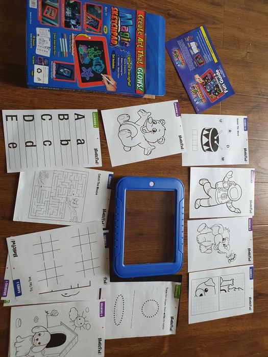 Tablet dla dzieci Magic Pad z akcesoriami