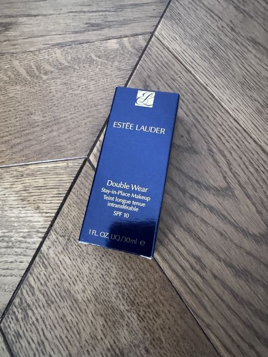 Estee Lauder Double Wear 2N1