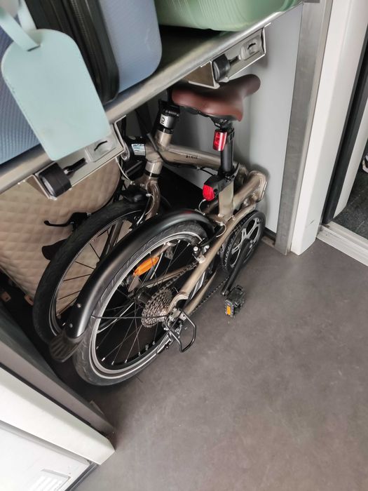 Bicicleta Dobrável Btwin Fold 560 (2023) c/ Porta-Bagagem - Muito Bom Estado