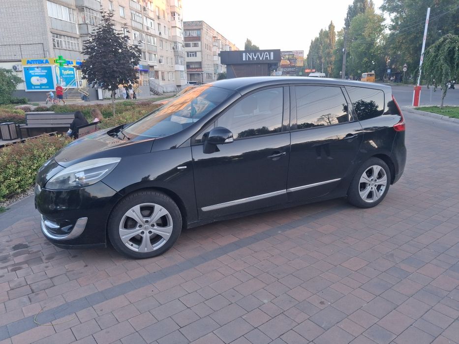 Renault grand scenic