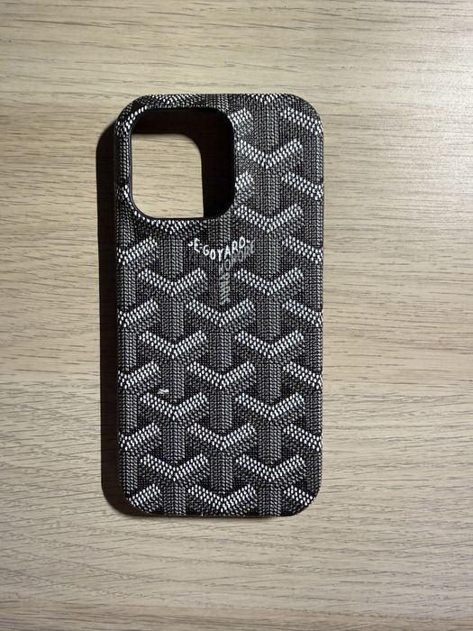 Cap iphone 16 pro goyard