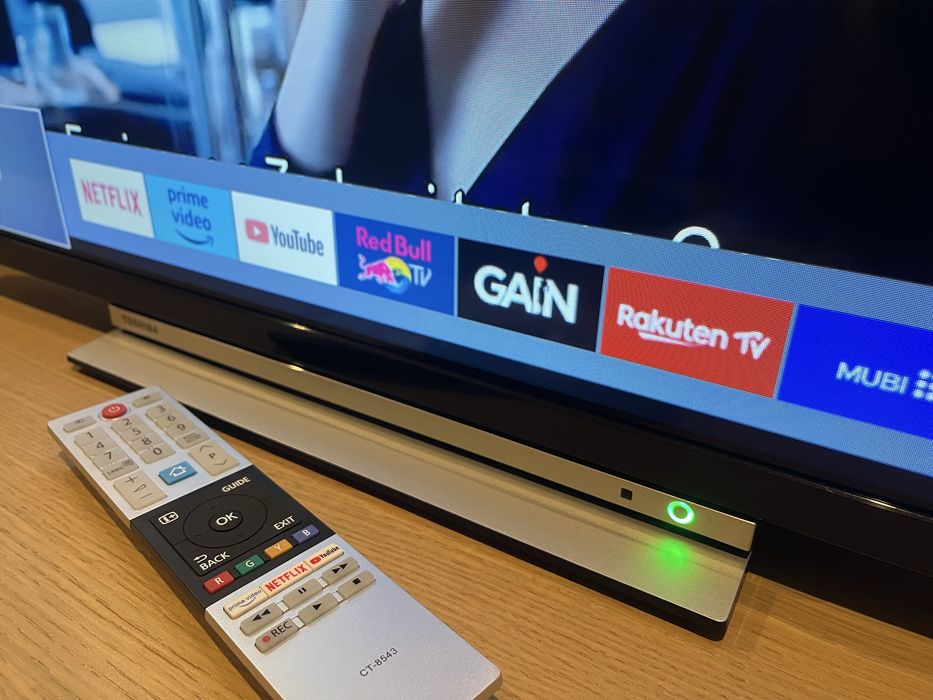 Toshiba smart tv 32”