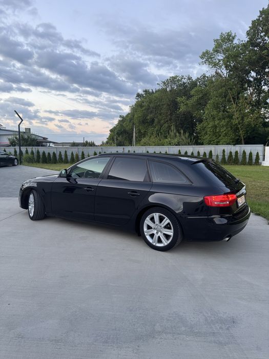 Продам Audi A4 B8 2009 2.0 TFSI