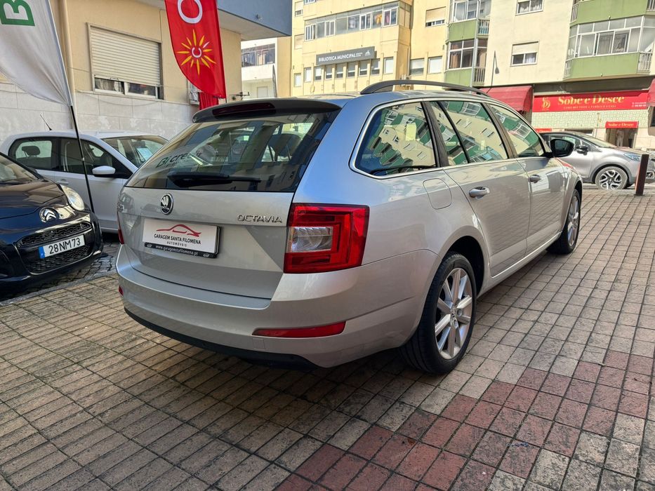 Skoda Octavia Break 1.6 TDi - Nacional - 18 Meses de Garantia