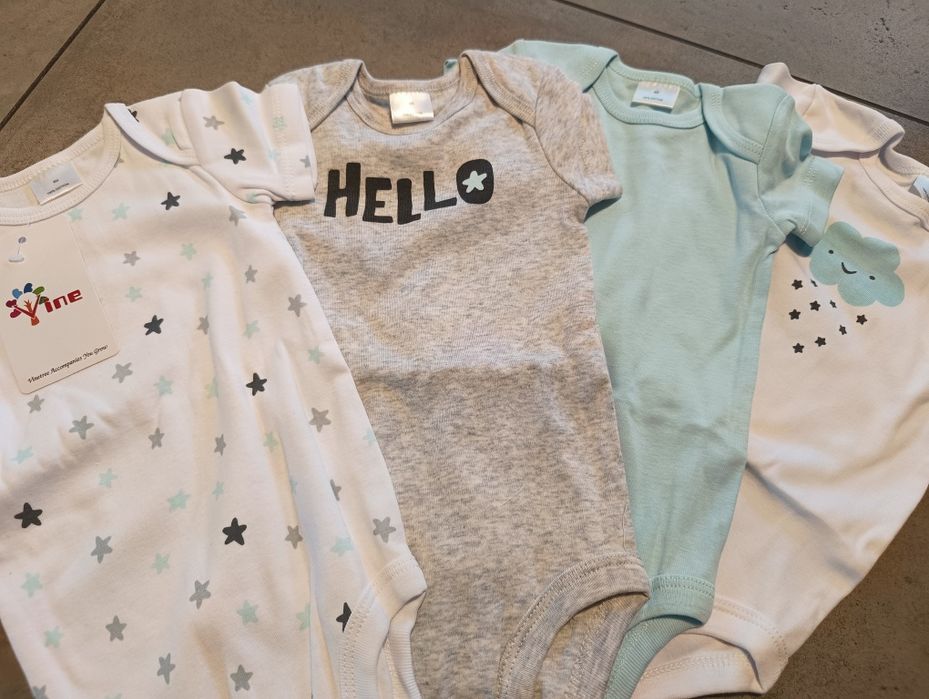 Body niemowlęce krótki rękaw 6 mięs. 4 szt