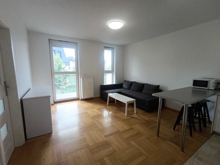 Mieszkanie 55m2 - duży balkon 20m2 15 min od Centrum 3 pokoje.