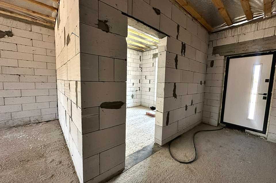 Одноповерховий триплекс у Ворзелі!Закрите Котеджне містечко.БЕЗкомісії