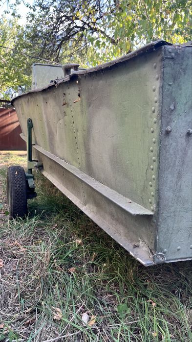 Прогрес 2 лодка човен катер моторний