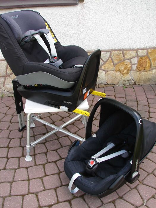 Maxi-Cosi 2Waypearl Nomad Black fotelik 9-18Kg+ Maxi Pebble