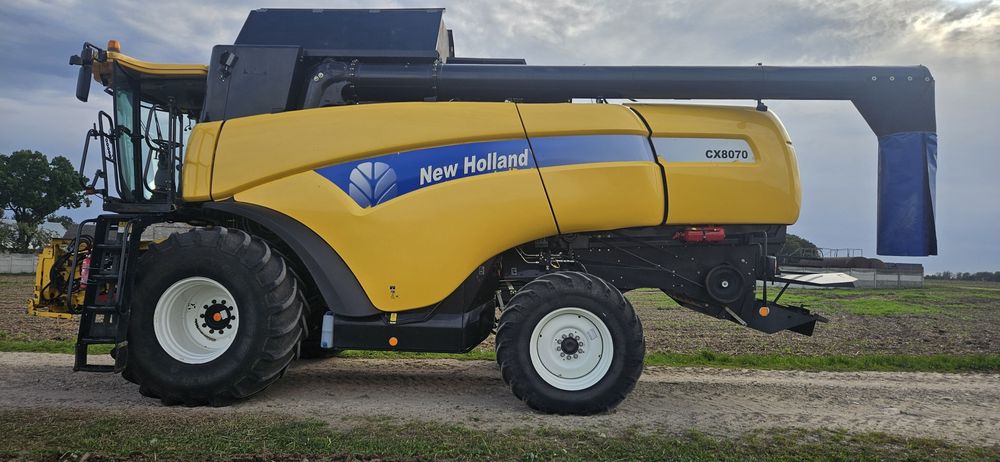 New holland cx 8070