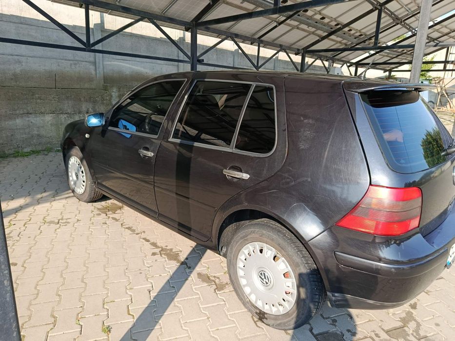 Volswagen Golf4 1.6бензін