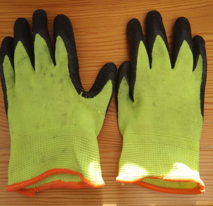 Rękawiczki dziecięce robocze malutkie na 3 lata