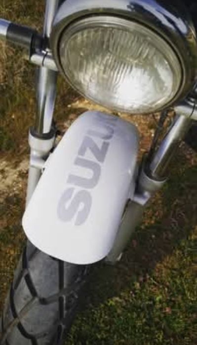 Suzuki Van Van 125RV