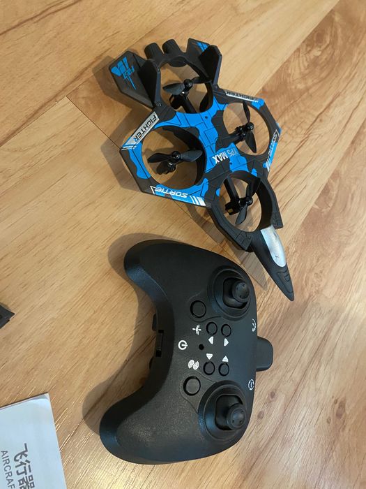 Dron YP5 max samolot