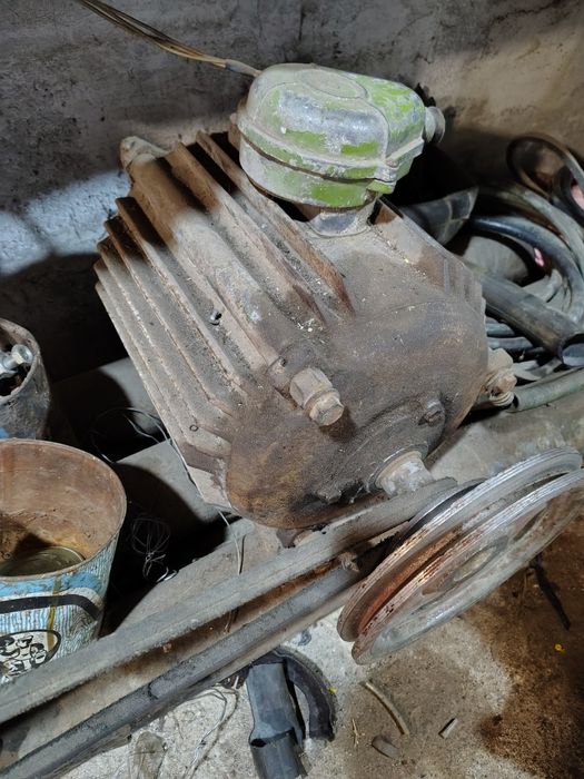 Електро двигун і балон знизу 3 кВт