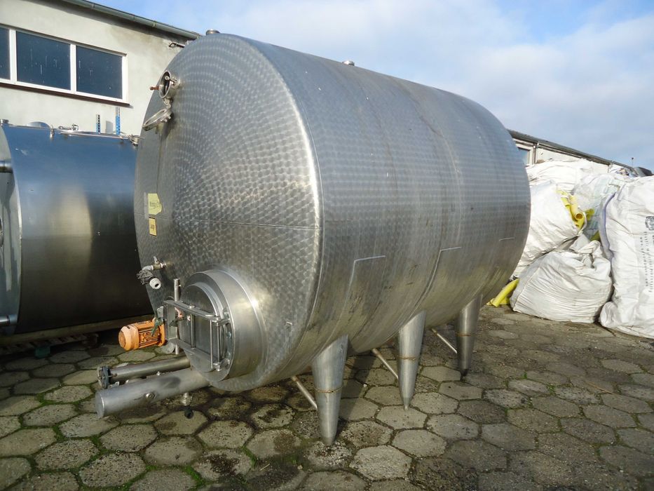 Zbiornik nierdzewny 10000L poziomy z stali nierdzewnej ścianka 3mm ko