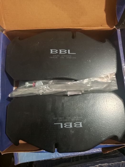 Накладки та Колодки  на Грузовик BBL-STD