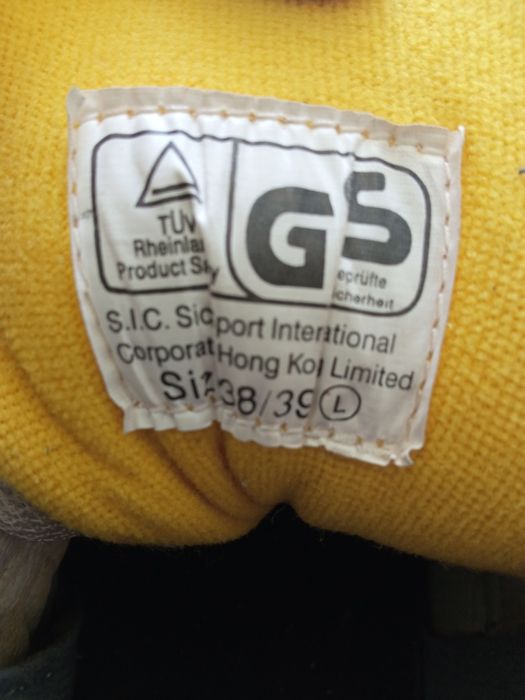 Patins Roces 38, em perfeitas condições