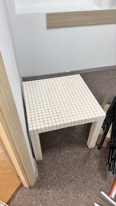 Плиточний журнальний столик/тумба з плитки