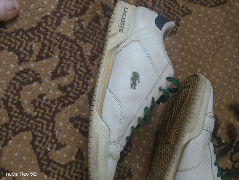 Продам красовки Lacoste