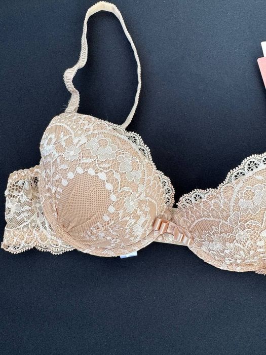 Бюст KLEO новий 70В