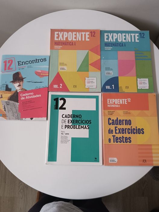 Livros de 12°ano