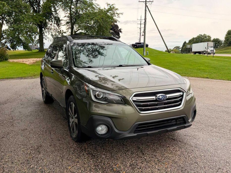 Subaru Outback Limited      2018