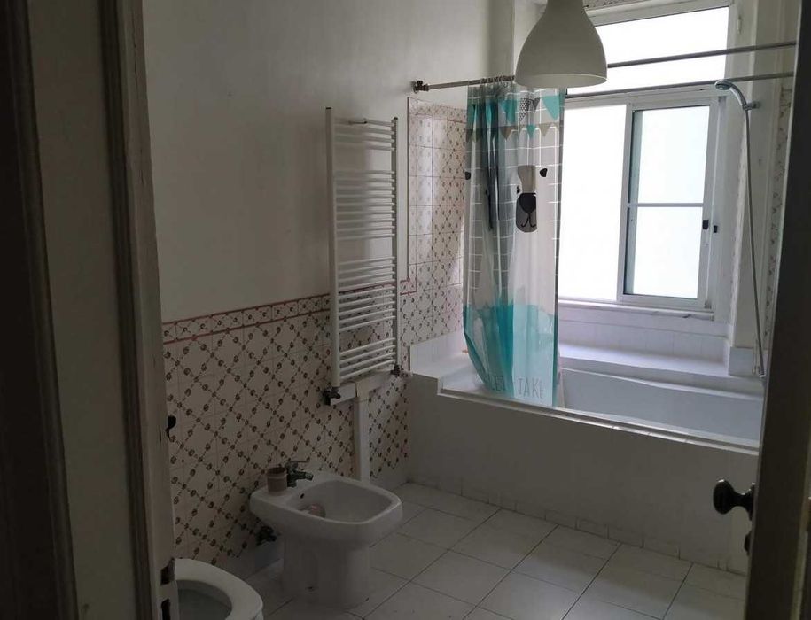 Quartos para alugar República do Santo Condestável