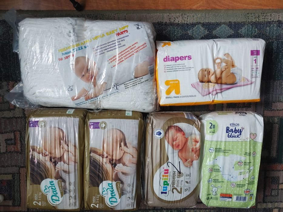 Pieluchy 7 opakowań - sprzedam