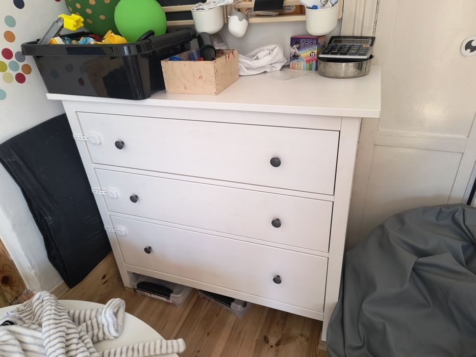 Komoda Hemnes z przewijakiem i  wkłady na ubranka
HEMNES
Komoda, 3 szuflady, biała bejca, 108x96 cm