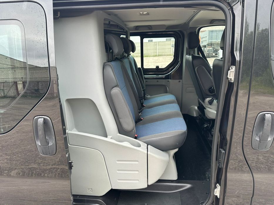 Рено трафік 2012 рік, 2,0 дизель, 84 квт. Оригінальний вантажо-пасажир