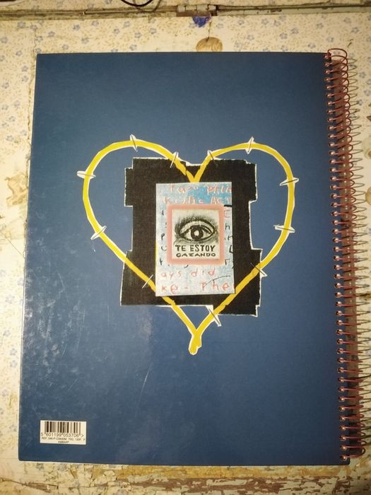 Vendo material escolar de bom estado