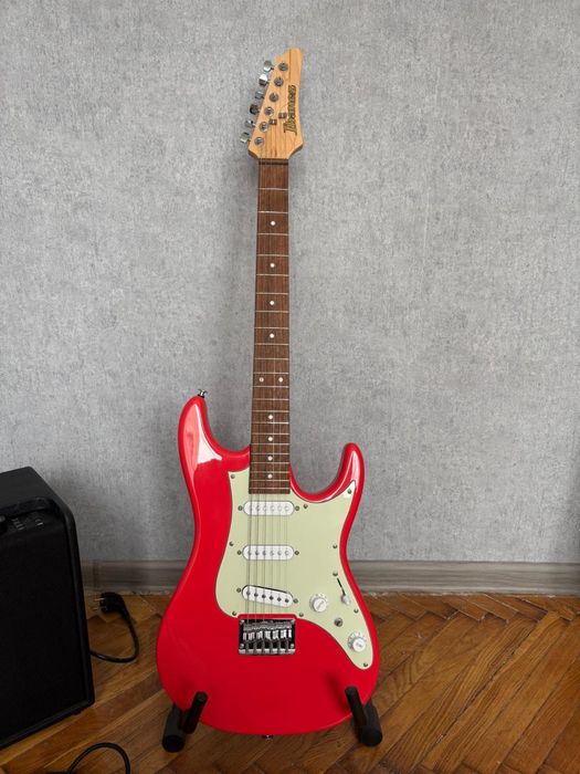 fender mustang - Купить музыкальные инструменты - Цена на OLX.ua