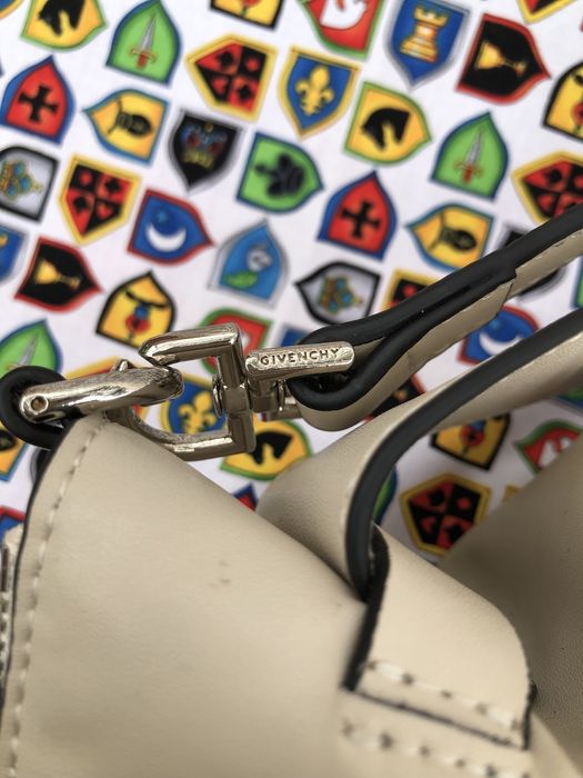 Сумка Givenchy Antigona шкіряна