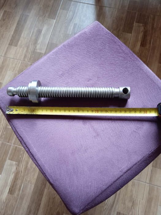 Винтова пара , нержавійка .