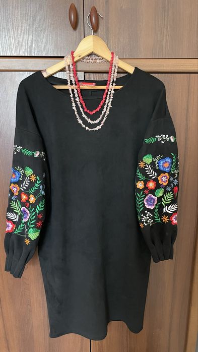 Пляття з вишивкою фірми Галичанка