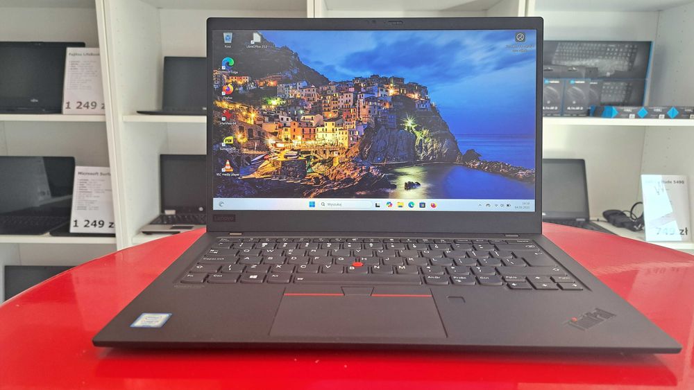 Laptop Poleasingowy Lenovo z serii ThinkPad T, W, X, P, Yoga, FV23