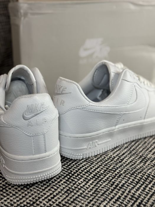 Nike Air Force 1 brancos