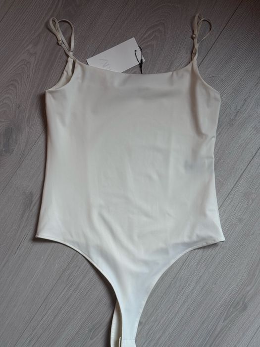 Боді Zara новий  підійде на xs