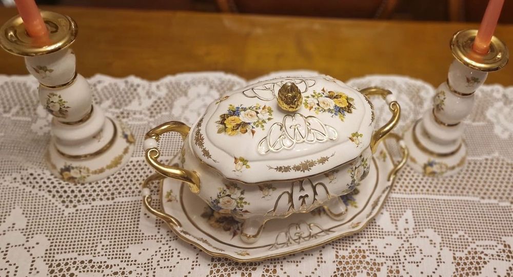 Conjunto terrina e candelabros